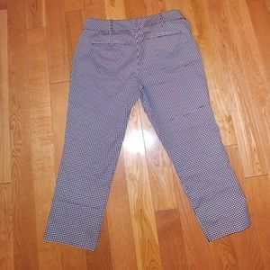 *4 for $20* New York & company capri's, size 10